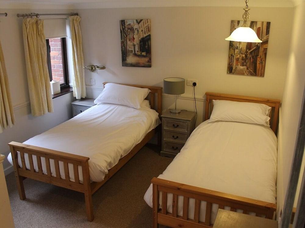 The Swan Motel, Gillingham Beccles Exteriér fotografie